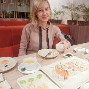 Арина, 37 лет, Казань