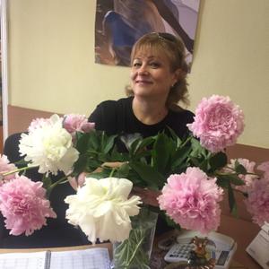 Алена, 44 года, Москва