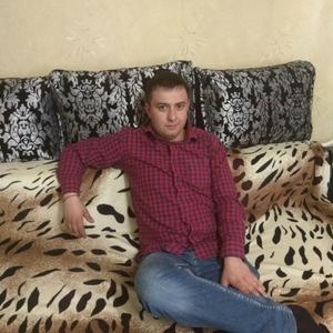 Парни в Новомосковске: Юрий, 30 - ищет девушку из Новомосковска
