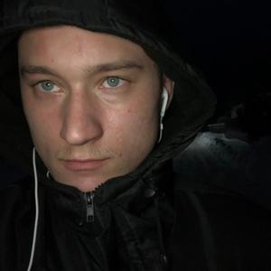 Парни в Козельске: Дмитрий, 21 - ищет девушку из Козельска