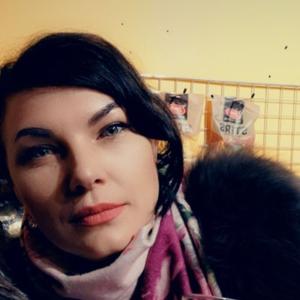 Девушки в Новороссийске: Наталья, 44 - ищет парня из Новороссийска