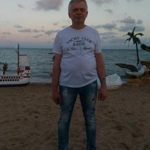 Парни в Рузаевке (Мордовия): Константин, 60 - ищет девушку из Рузаевки (Мордовия)