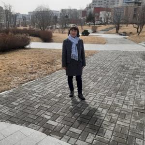 Девушки в Владивостоке: Ольга Максименко, 55 - ищет парня из Владивостока