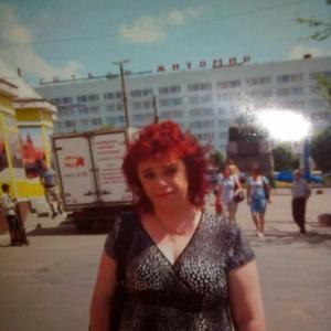 Девушки в Магадане: Елена Ивасюк, 53 - ищет парня из Магадана