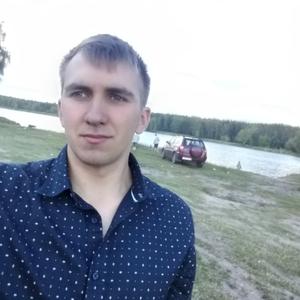 Максим, 24 года, Калининград