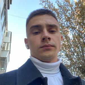 Евгений Авдеев, 24 года, Нижневартовск
