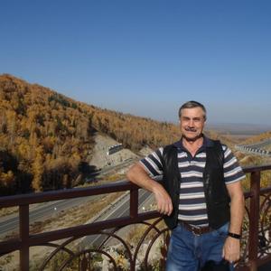 Парни в Бийске: Сергей, 68 - ищет девушку из Бийска