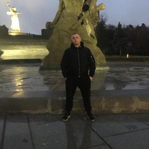 Роман, 37 лет, Волгоград