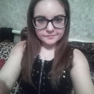Девушки в Майкопе: Оксана, 27 - ищет парня из Майкопа