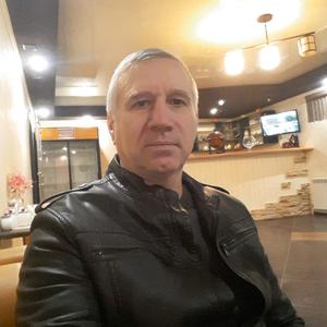 Михаил, 60 лет, Астрахань