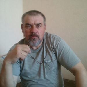 Парни в Старый Осколе: Василий Васильевич, 60 - ищет девушку из Старый Оскола