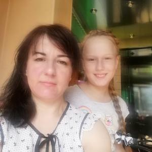 Девушки в Ангарске: Наталья, 35 - ищет парня из Ангарска