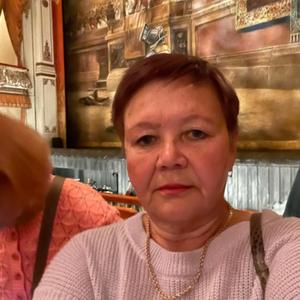 Девушки в Санкт-Петербурге: Юлия, 65 - ищет парня из Санкт-Петербурга