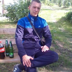 Парни в Старая Русса: Виктор Земсков, 33 - ищет девушку из Старая Русса