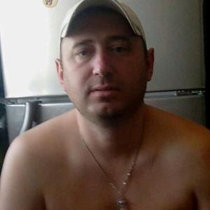 Sergey, 40 лет, Свободный