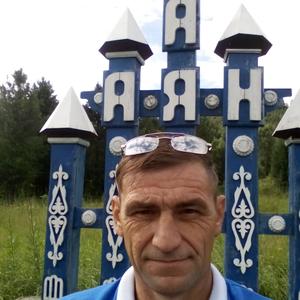 Парни в Минусинске: Эдуард Безверхий, 50 - ищет девушку из Минусинска