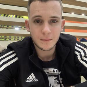 Сергей, 23 года, Саратов