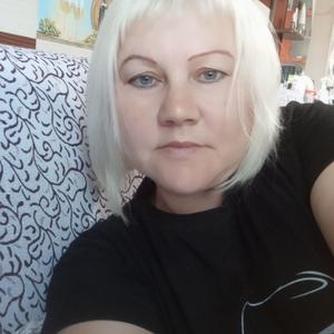 Девушки в Вологде: Ольга, 59 - ищет парня из Вологды