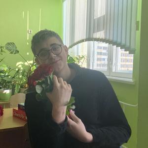 Парни в Минске (Беларусь): Мартин, 18 - ищет девушку из Минска (Беларусь)