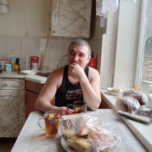 Парни в Перми: Руслан, 41 - ищет девушку из Перми