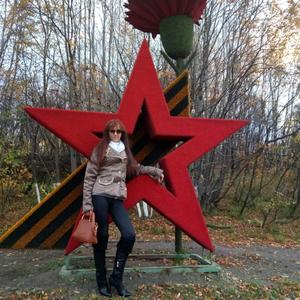 Девушки в Мурманске: Валентина, 45 - ищет парня из Мурманска