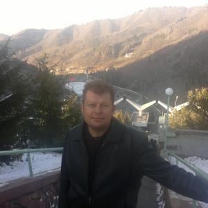 Юрий, 53 года, Батайск
