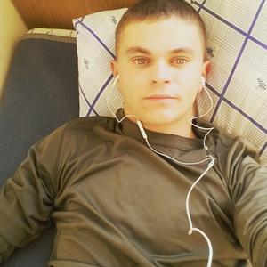 Александр, 26 лет, Белово