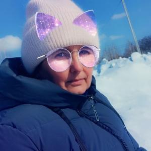 Девушки в Кемерово: Светлана, 52 - ищет парня из Кемерово