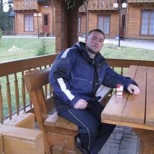 Виталий, 52 года, Магадан
