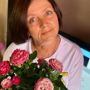 Валентина, 64 года, Омск