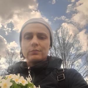 Девушки в Пскове: Ольга, 36 - ищет парня из Пскова