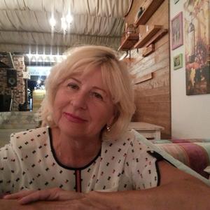 Людмила, 68 лет, Анапа