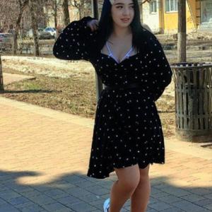Девушки в Нижний Новгороде: Саша, 18 - ищет парня из Нижний Новгорода