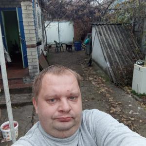 Парни в Гулькевичах: Вова, 39 - ищет девушку из Гулькевич