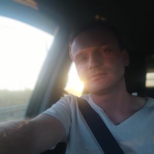 Михаил, 32 года, Чигири