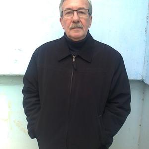 Сергей, 66 лет, Волжский