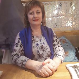 Девушки в Владивостоке: Ирина, 55 - ищет парня из Владивостока