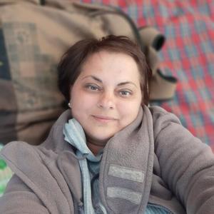 Девушки в Петрозаводске: Ирина, 43 - ищет парня из Петрозаводска