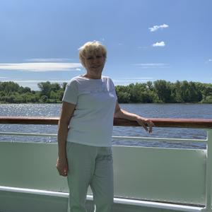 Девушки в Елабуге (Татарстан): Валентина, 57 - ищет парня из Елабуги (Татарстан)
