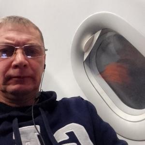 Михаил, 49 лет, Североуральск