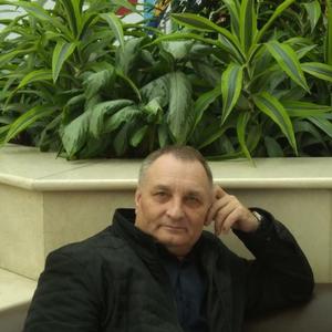 Игорь, 65 лет, Долгопрудный