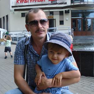 Парни в Звенигороде: Sasha, 53 - ищет девушку из Звенигорода