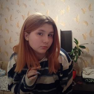Девушки в Волгограде: Дарья, 18 - ищет парня из Волгограда
