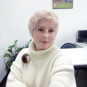 Девушки в Барнауле (Алтайский край): Ольга, 48 - ищет парня из Барнаула (Алтайский край)