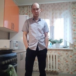 Artem, 36 лет, Киров