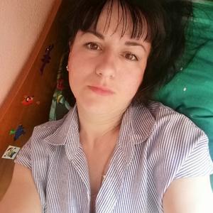 Девушки в Ангарске: Наталья, 35 - ищет парня из Ангарска