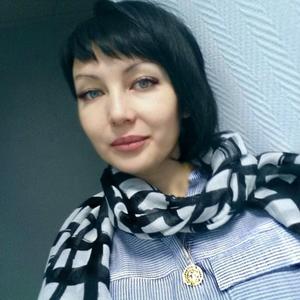 Девушки в Нефтекамске: Елена Алексеева, 36 - ищет парня из Нефтекамска