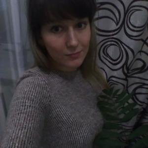 Девушки в Смоленске: Ирина, 33 - ищет парня из Смоленска