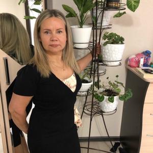 Ирина, 58 лет, Мурманск
