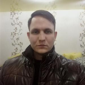 Парни в Саяногорске: Игорь Дмитриев, 36 - ищет девушку из Саяногорска